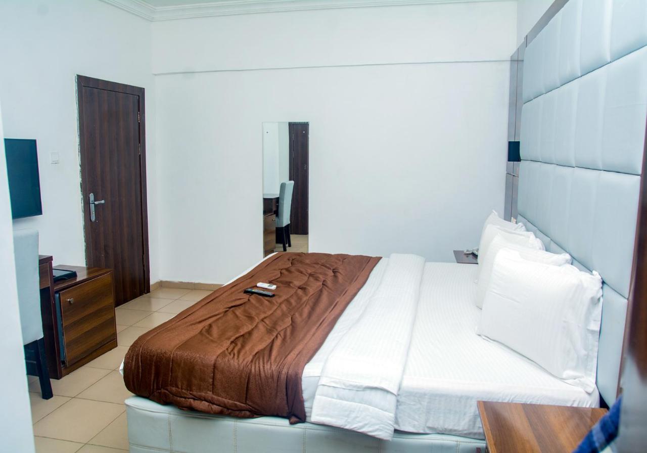 Presken Hotel @Villa Икея Экстерьер фото